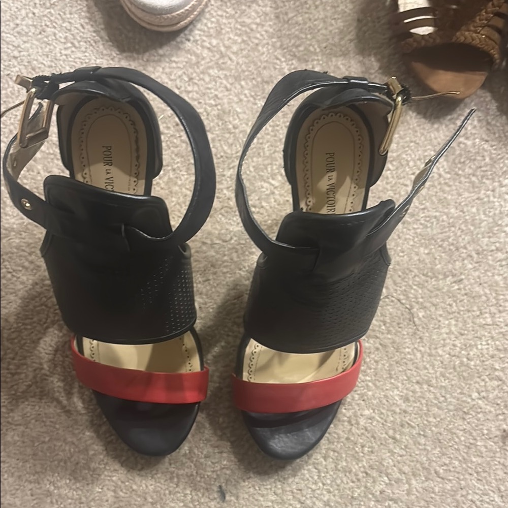 Pura Lopez Black and Red Sandals Elegant Design